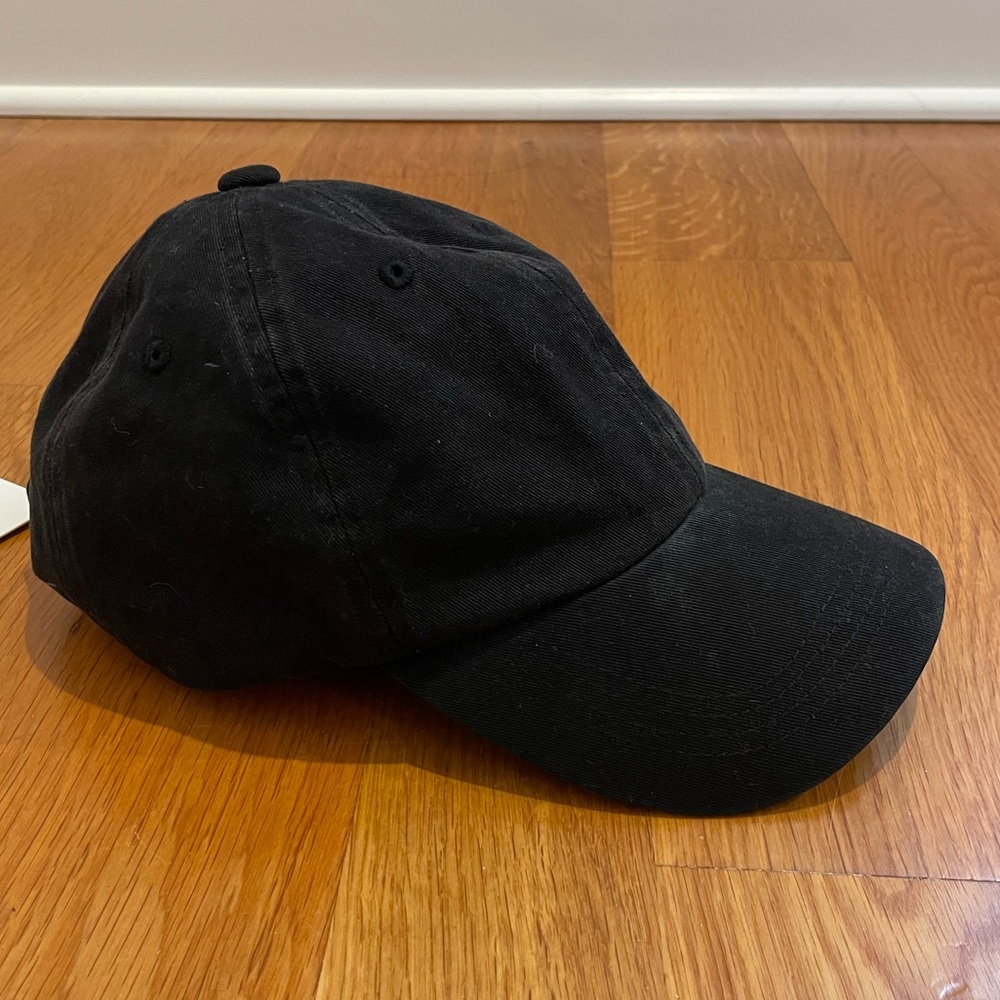 Splendid Black Baseball Cap